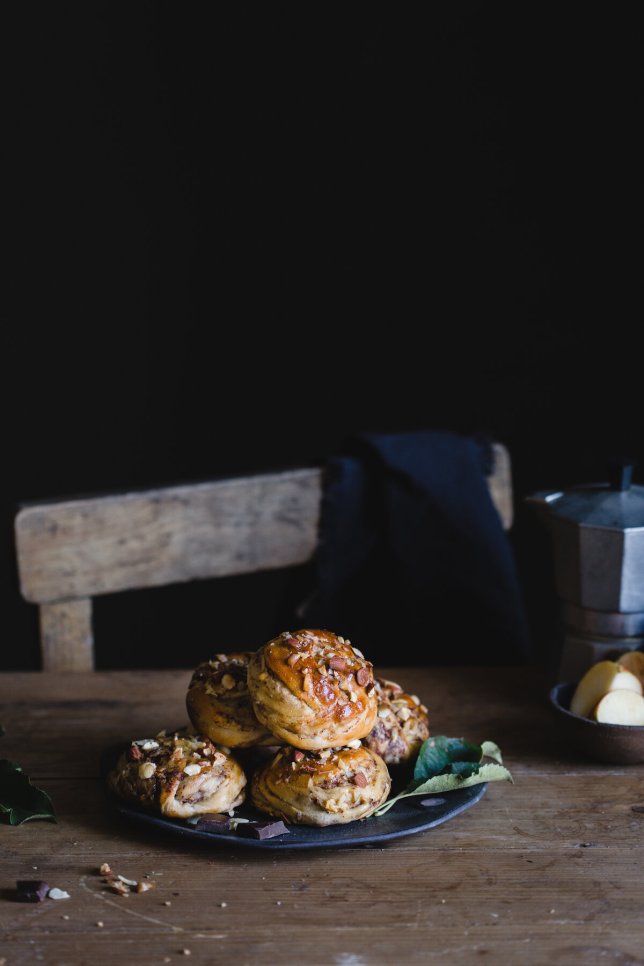Brze rolnice sa cimetom, jabukama i&nbsp;čokoladom